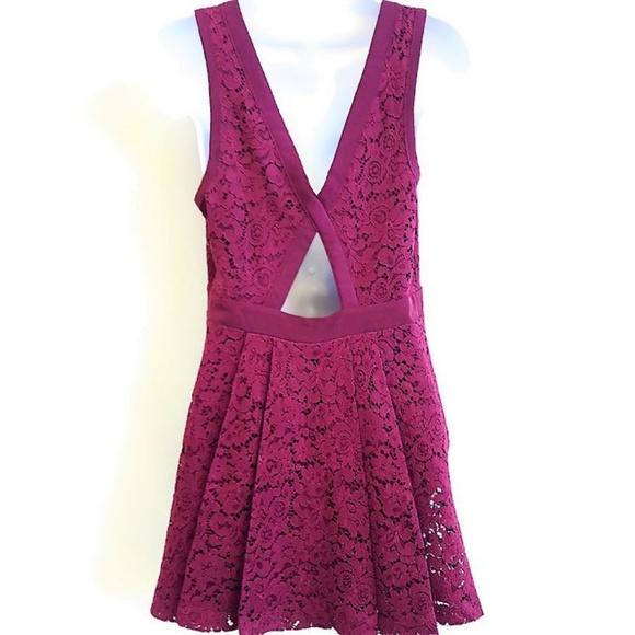 Free People Mini Dress Pleated Lace Eyelet Cutout Back Lined Wine Pockets S - Picture 2 of 8